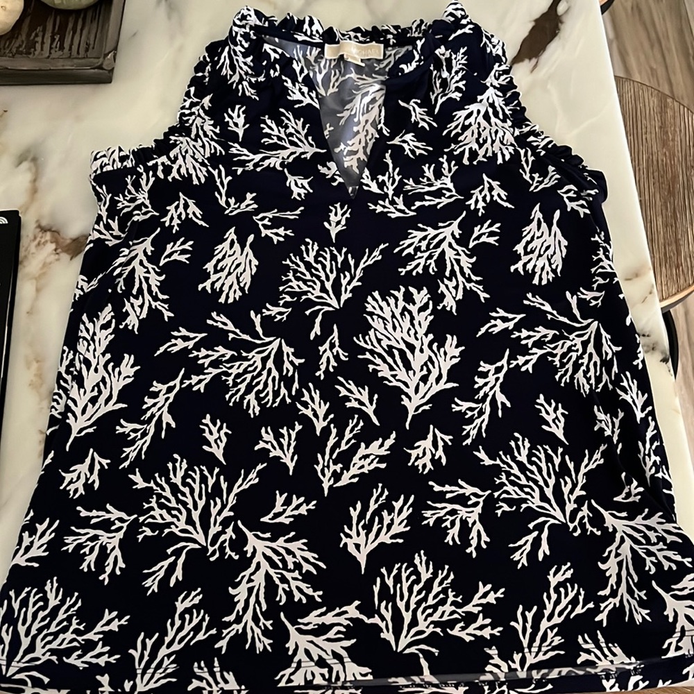 Michael Kors coral top